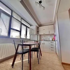 Luxury In Centre Тбилиси